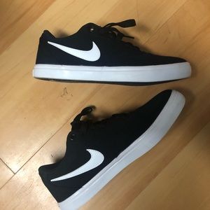 Women’s Nike SB shoes 6.5